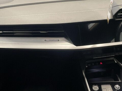 Audi A3 1.0 TFSI 30 S line Sportback 5dr Petrol S Tronic Euro 6 (s/s) (110 ps) Prof 16