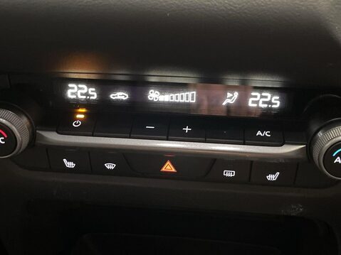 Mazda CX-30 2.0 e-SKYACTIV G MHEV SE-L Lux SUV 5dr Petrol Auto Euro 6 (s/s) (122 ps) On 27