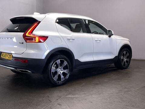 Volvo XC40 2.0 T4 Inscription SUV 5dr Petrol Auto AWD Euro 6 (s/s) (190 ps) Start Stop 8
