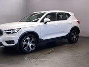 Volvo XC40 2.0 T4 Inscription SUV 5dr Petrol Auto AWD Euro 6 (s/s) (190 ps) Start Stop 4