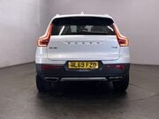Volvo XC40 2.0 T4 Inscription SUV 5dr Petrol Auto AWD Euro 6 (s/s) (190 ps) Start Stop 7