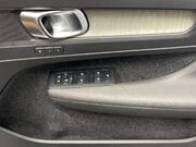 Volvo XC40 2.0 T4 Inscription SUV 5dr Petrol Auto AWD Euro 6 (s/s) (190 ps) Start Stop 24