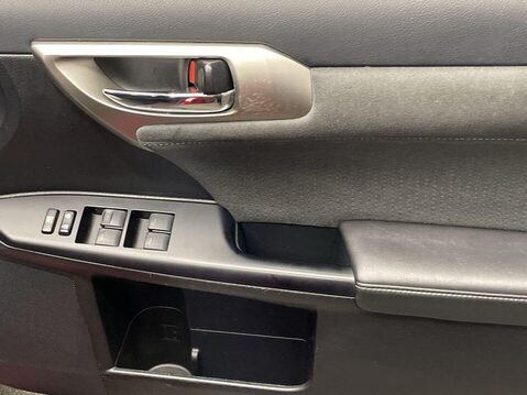 Lexus CT 1.8 200h Hatchback 5dr Petrol Hybrid E-CVT Euro 6 (s/s) (136 ps) Start Stop 27