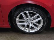 Lexus CT 1.8 200h Hatchback 5dr Petrol Hybrid E-CVT Euro 6 (s/s) (136 ps) Start Stop 12