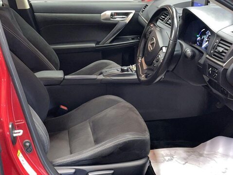 Lexus CT 1.8 200h Hatchback 5dr Petrol Hybrid E-CVT Euro 6 (s/s) (136 ps) Start Stop 15