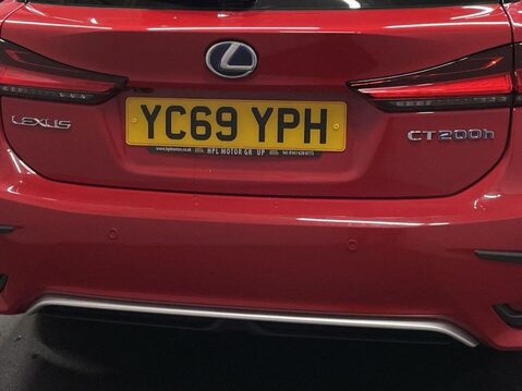 Lexus CT 1.8 200h Hatchback 5dr Petrol Hybrid E-CVT Euro 6 (s/s) (136 ps) Start Stop 14