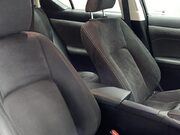 Lexus CT 1.8 200h Hatchback 5dr Petrol Hybrid E-CVT Euro 6 (s/s) (136 ps) Start Stop 17