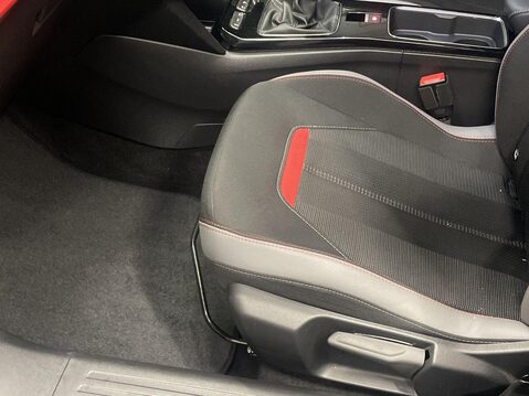 Vauxhall Mokka 1.2 Turbo SRi Premium SUV 5dr Petrol Manual Euro 6 (s/s) (100 ps) Reverse C 17