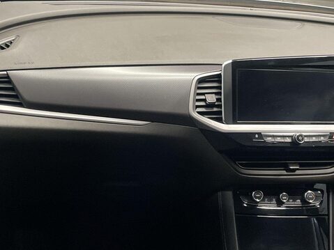 Vauxhall Grandland 1.2 Turbo Elite SUV 5dr Petrol Manual Euro 6 (s/s) (130 ps) Reverse Camera 16