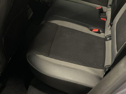 Vauxhall Grandland 1.2 Turbo Elite SUV 5dr Petrol Manual Euro 6 (s/s) (130 ps) Reverse Camera 18