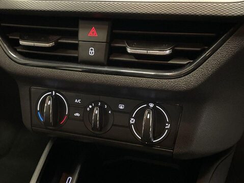 Skoda Kamiq 1.0 TSI SE SUV 5dr Petrol Manual Euro 6 (s/s) (95 ps) Start Stop - Alloys 25