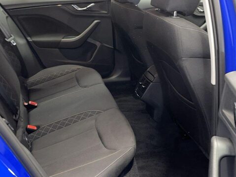 Skoda Kamiq 1.0 TSI SE SUV 5dr Petrol Manual Euro 6 (s/s) (95 ps) Start Stop - Alloys 19