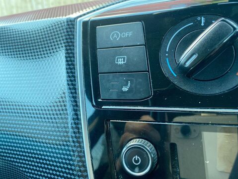 Volkswagen Up 1.0 R-Line Hatchback 5dr Petrol Manual Euro 6 (s/s) (65 ps) Service History 18