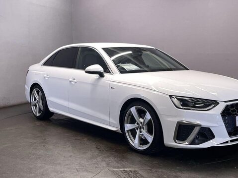 Audi A4 2.0 TDI 30 S line Saloon 4dr Diesel S Tronic Euro 6 (s/s) (136 ps) Cruise 2