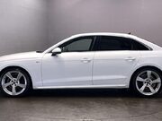 Audi A4 2.0 TDI 30 S line Saloon 4dr Diesel S Tronic Euro 6 (s/s) (136 ps) Cruise 5