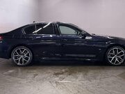 BMW 5 Series 2.0 520d MHT M Sport Saloon 4dr Diesel Hybrid Steptronic Euro 6 (s/s) (190 9