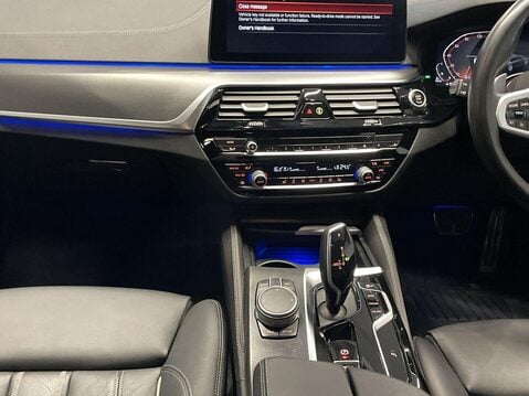 BMW 5 Series 2.0 520d MHT M Sport Saloon 4dr Diesel Hybrid Steptronic Euro 6 (s/s) (190 16