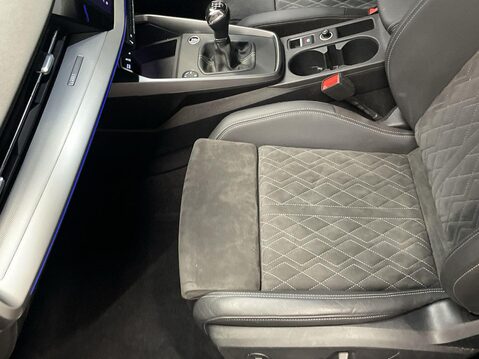 Audi A3 1.5 TFSI 35 Edition 1 Saloon 4dr Petrol Manual Euro 6 (s/s) (150 ps) Heated 17