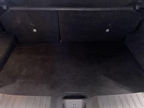 Nissan Juke 1.0 DIG-T Tekna SUV 5dr Petrol Manual Euro 6 (s/s) (114 ps) Cruise Control 13