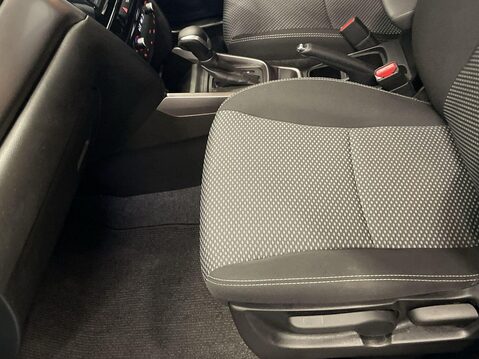 Suzuki Vitara 1.5 SZ-T SUV 5dr Petrol Hybrid AGS Auto Euro 6 (s/s) (115 ps) Cruise Contr 17