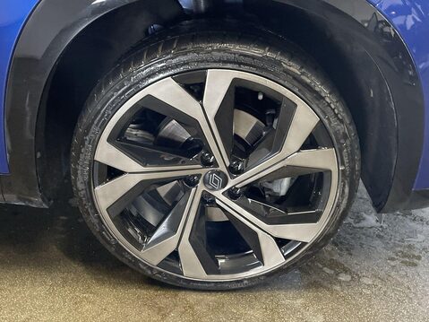 Renault Austral 1.2 E-TECH techno esprit Alpine SUV 5dr Petrol Hybrid Auto Euro 6 (s/s) (20 12