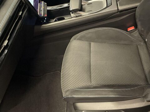 Renault Austral 1.2 E-TECH techno esprit Alpine SUV 5dr Petrol Hybrid Auto Euro 6 (s/s) (20 17