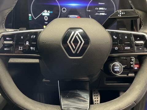 Renault Austral 1.2 E-TECH techno esprit Alpine SUV 5dr Petrol Hybrid Auto Euro 6 (s/s) (20 21