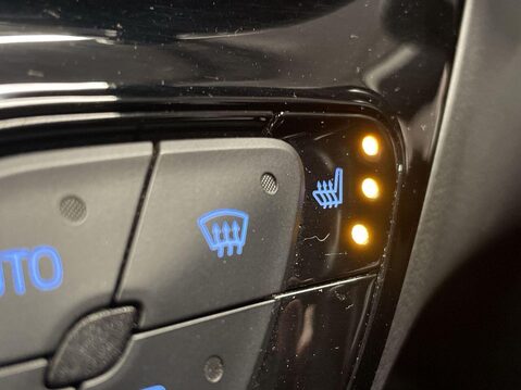 Toyota C-HR 2.0 DESIGN 5d AUTO 181 BHP Cruise Control - DAB Radio 23