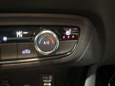 Vauxhall Crossland 1.2 ELITE NAV 5d 129 BHP Rear Camera - Parking Sensors 23
