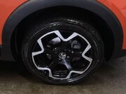 Vauxhall Crossland 1.2 ELITE NAV 5d 129 BHP Rear Camera - Parking Sensors 12