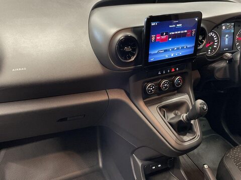 Mercedes-Benz Citan 1.5l 94 BHP Air Con 16