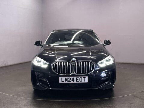 BMW 1 Series 1.5 118i M Sport (LCP) Hatchback 5dr Petrol DCT Euro 6 (s/s) (136 ps) Crui 3