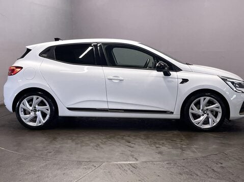 Renault Clio 1.6 E-TECH E-Tech engineered Hatchback 5dr Petrol Hybrid Auto Euro 6 (s/s) 9