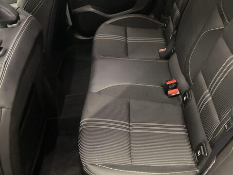 Renault Clio 1.6 E-TECH E-Tech engineered Hatchback 5dr Petrol Hybrid Auto Euro 6 (s/s) 18