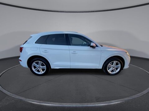 Audi Q5 2.0 TFSI 45 S line SUV 5dr Petrol S Tronic quattro Euro 6 (s/s) (265 ps) C 27