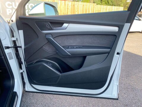 Audi Q5 2.0 TFSI 45 S line SUV 5dr Petrol S Tronic quattro Euro 6 (s/s) (265 ps) C 22