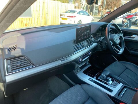 Audi Q5 2.0 TFSI 45 S line SUV 5dr Petrol S Tronic quattro Euro 6 (s/s) (265 ps) C 10