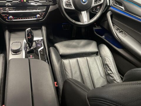 BMW 5 Series 2.0 530e 12kWh M Sport Touring 5dr Petrol Plug-in Hybrid Steptronic Euro 6 15