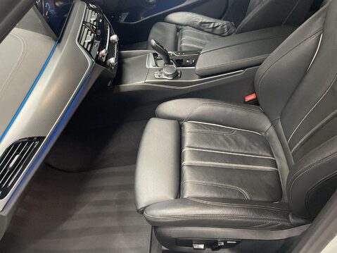 BMW 5 Series 2.0 530e 12kWh M Sport Touring 5dr Petrol Plug-in Hybrid Steptronic Euro 6 17