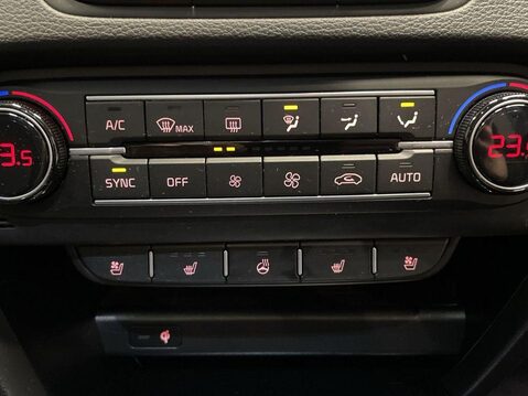 Kia Xceed 1.5 T-GDi 4 SUV 5dr Petrol Manual Euro 6 (s/s) (158 bhp) Parking Sensors - 29