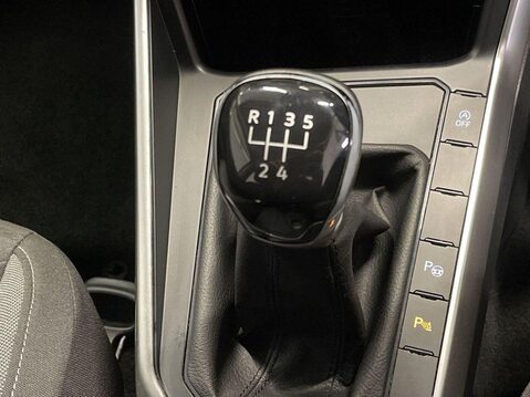 Volkswagen Taigo 1.0 TSI Life SUV 5dr Petrol Manual Euro 6 (s/s) (95 ps) One Owner - Service 19