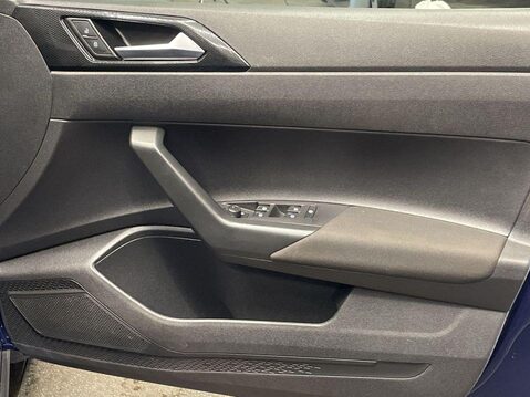 Volkswagen Taigo 1.0 TSI Life SUV 5dr Petrol Manual Euro 6 (s/s) (95 ps) One Owner - Service 23