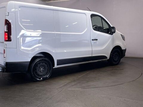 Renault Trafic 2.0 dCi Blue 28 Business+ Panel Van 5dr Diesel Manual SWB Euro 6 (s/s) (130 8