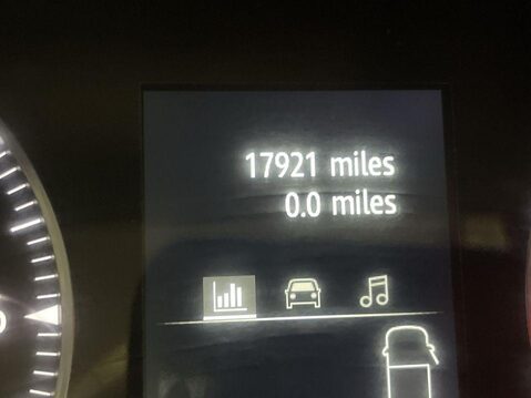 Renault Trafic 2.0 dCi Blue 28 Business+ Panel Van 5dr Diesel Manual SWB Euro 6 (s/s) (130 23