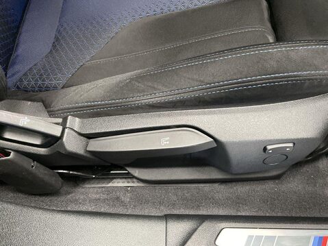 BMW 1 Series 2.0 M135i Hatchback 5dr Petrol Auto xDrive Euro 6 (s/s) (306 ps) Cruise Co 24