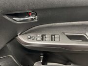 Suzuki Vitara 1.5 SZ5 SUV 5dr Petrol Hybrid AGS Auto ALLGRIP Euro 6 (s/s) (115 ps) Revers 24