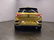 Volkswagen T-Roc 1.5 R-LINE TSI EVO 5d 148 BHP Air Con - Bluetooth - Alloys 7