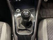 Volkswagen T-Roc 1.5 R-LINE TSI EVO 5d 148 BHP Air Con - Bluetooth - Alloys 20