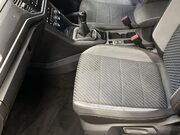 Volkswagen T-Roc 1.5 R-LINE TSI EVO 5d 148 BHP Air Con - Bluetooth - Alloys 17