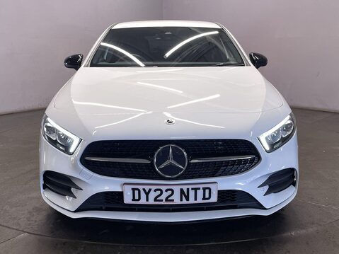 Mercedes-Benz A Class 1.3 A180 AMG Line Edition (Executive) Hatchback 5dr Petrol 7G-DCT Euro 6 (s 10